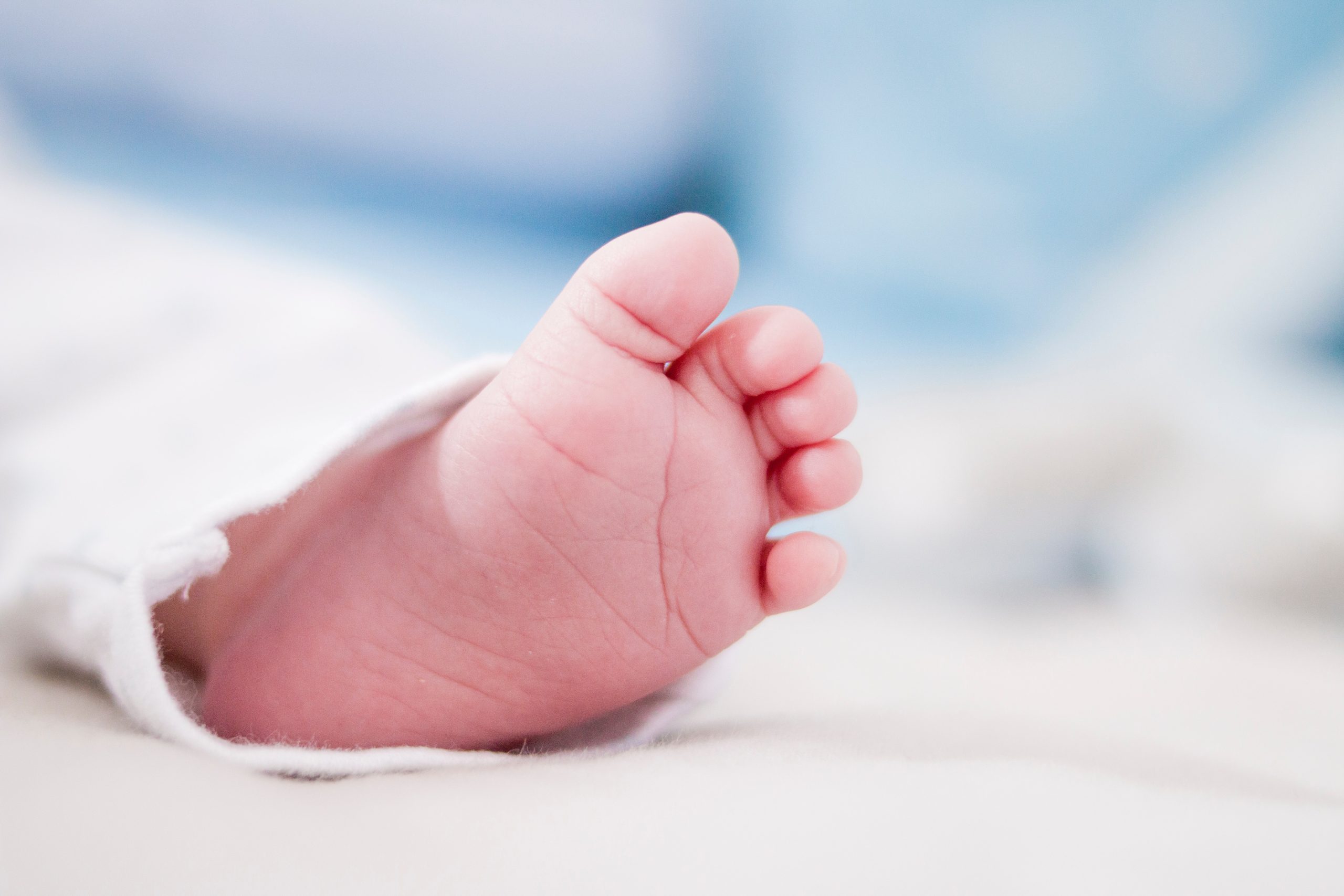 Como é feito o teste do pezinho: Importância e Benefícios para a Saúde do Bebê